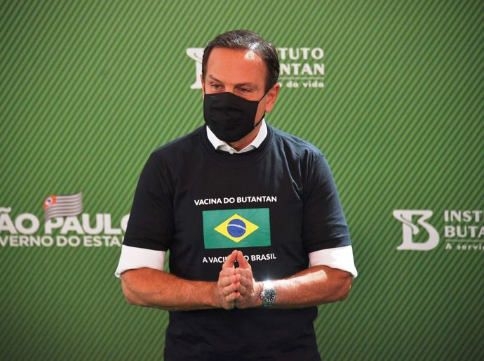 Após marketing com início da vacinação, Doria amplia quarentena com atraso para barrar covid-19 em SP