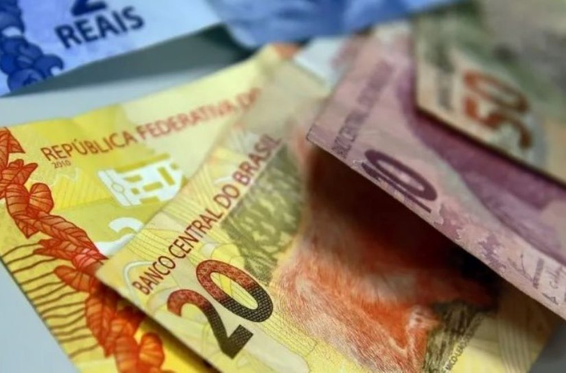 Gasto fora do teto do próximo governo pode ser 83% maior do que de 2022, diz economista