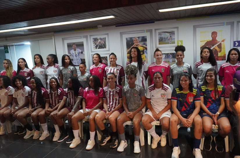 Centenário e de volta aos gramados: Paulistano apresenta time feminino com 25 atletas na Arena Pantanal