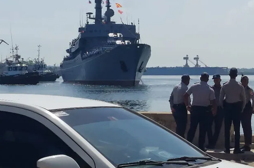 Navio da Rússia atraca em Cuba para primeira visita oficial em anos