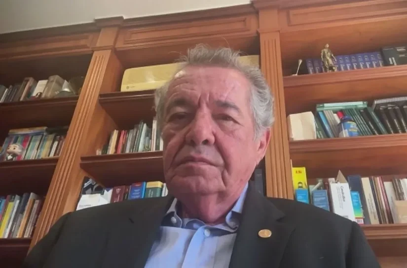 Mello diz se arrepender de apoiar indicação de Moraes ao STF