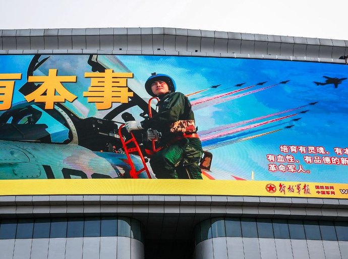 China aumenta tensão ao anunciar manobras militares perto de Taiwan antes da chegada de Nancy Pelosi
