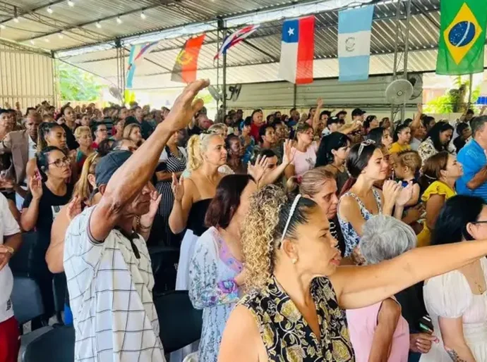 Como Cuba, que já foi país 'ateu', agora vê crescimento de evangélicos