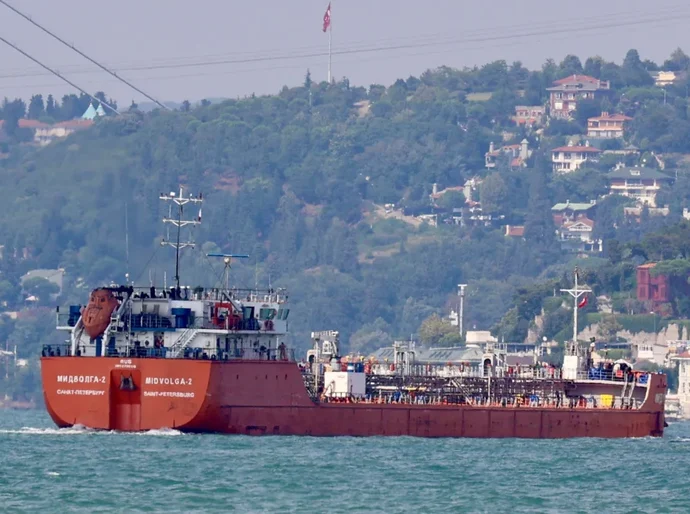 EUA removem sanções sobre 140 milhões de barris de petróleo do Irã