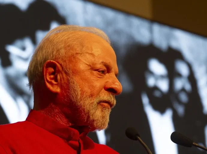 Lula prioriza manutenção de empregos em plano de contingência