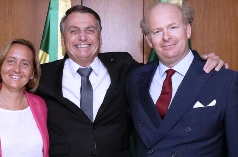 Neta de ministro de Hitler, deputada alemã sugere 'internacional conservadora' com Bolsonaro