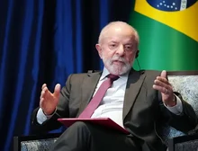 Lula: Trump sabe que 'rei morto, é rei posto' e que 'Bolsonaro é passado'