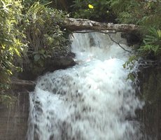 Fluxo de turistas aumenta em complexo com nove cachoeiras após Governo asfaltar MT-471