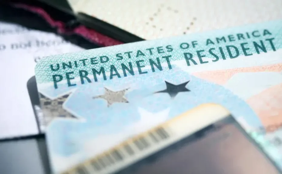 A frustração de brasileiros que querem viver nos EUA após suspensão de vistos de imigração: 'Foi como uma bomba no peito'