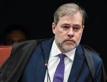 Toffoli dá prazo de 10 dias à Câmara para explicar PEC da Blindagem