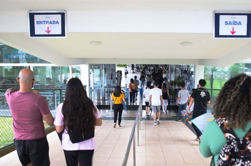 Enem começa domingo com prova de redação