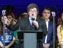 Brasil chama embaixador na Argentina após críticas de Milei a Lula e Moraes