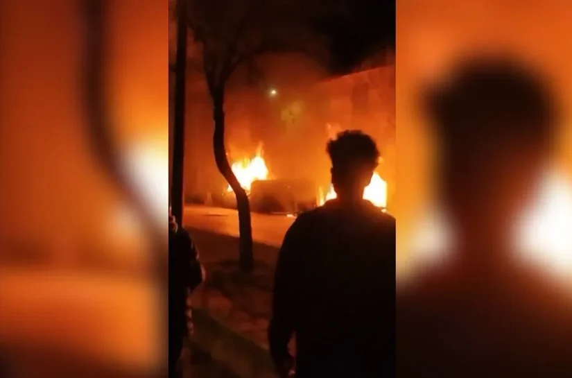 Número de mortos em protestos do Irã passa de 400, diz grupo de ativistas