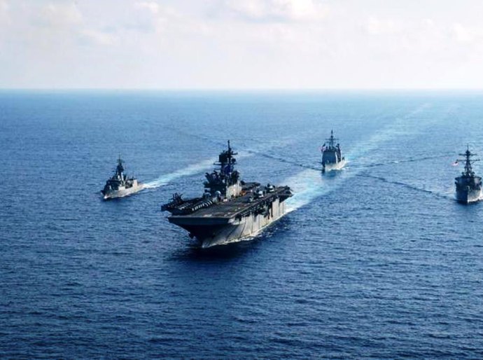 EUA enviam navio de guerra pelo Estreito de Taiwan pela 1ª vez na gestão Biden