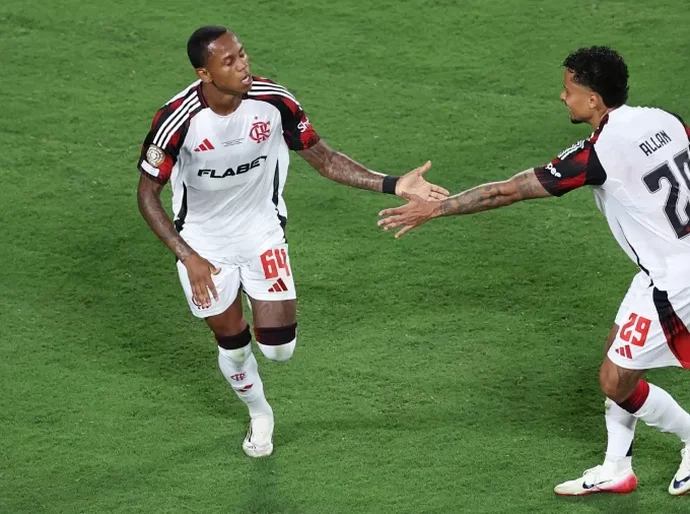 Flamengo empata graças à estrela de garoto da base antes de pegar o Bayern