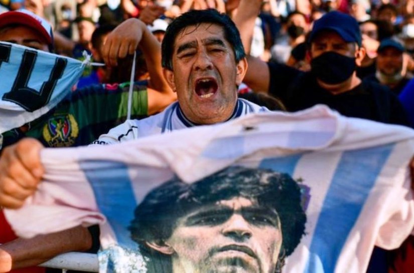 Morre Diego Maradona: o choque e a dor na Argentina com a perda do 'Deus do futebol'