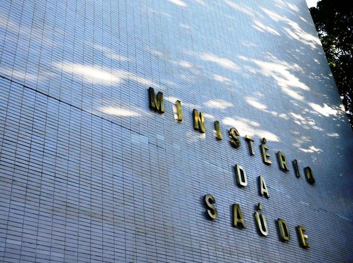 Covid-19: Brasil tem 104 mil mortes e 3,16 milhões de casos acumulados