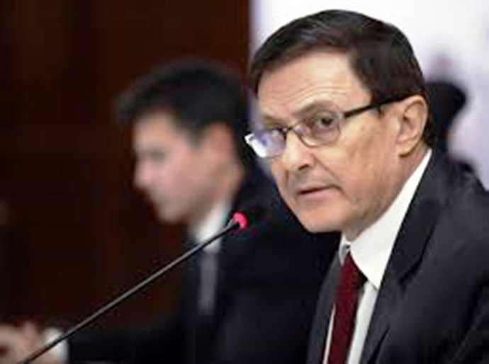 Por que um moribundo conselheiro corrupto quer se aposentar pelo TCE/MT ganhando mais de R$ 35 mil por mês