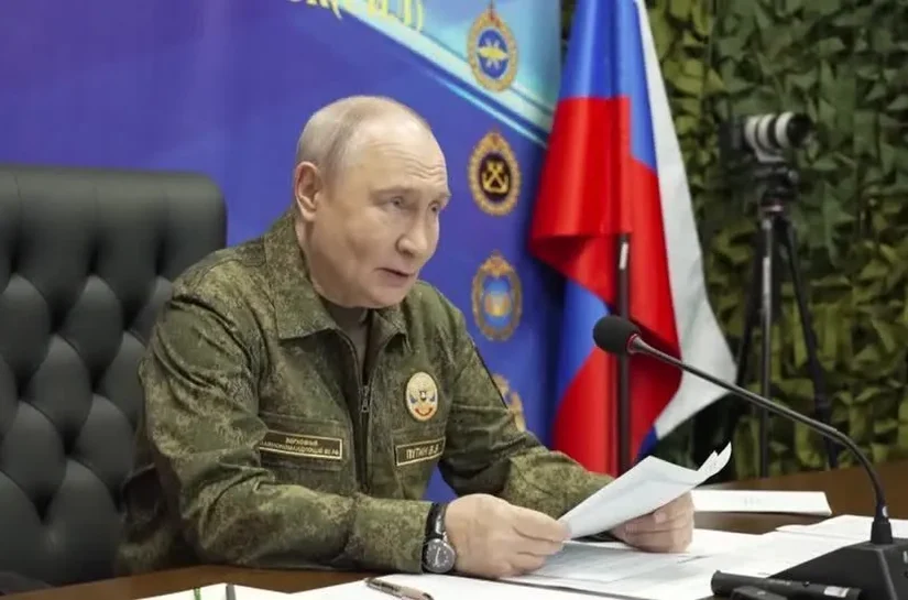 Rússia está criando 'zona de segurança' inegociável na Ucrânia, diz Putin