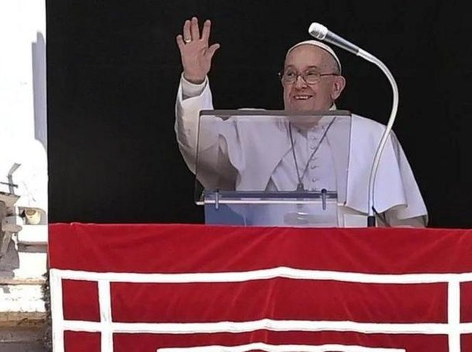 A condenação do papa Francisco à mudança de sexo: 'Tentação de se passar por Deus'