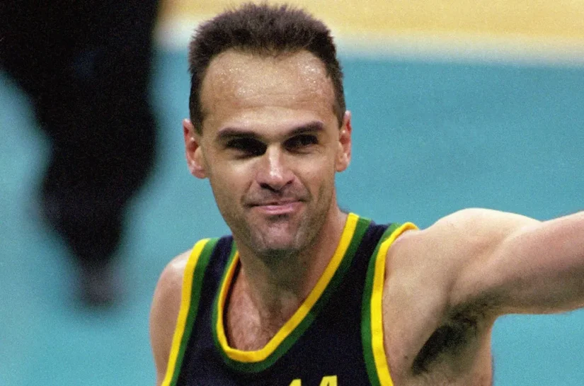 Oscar Schmidt é cremado com camisa da Seleção em cerimônia privada