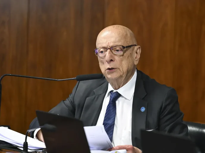 Após veto de Lula, relator da Dosimetria protocola PL da Anistia no Senado