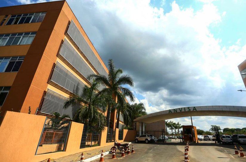 Anvisa autoriza vacina da Pfizer para crianças a partir de 12 anos