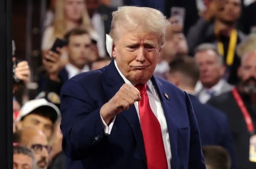 Campanha de Trump tenta bloquear transferência de fundos de Biden para Kamala