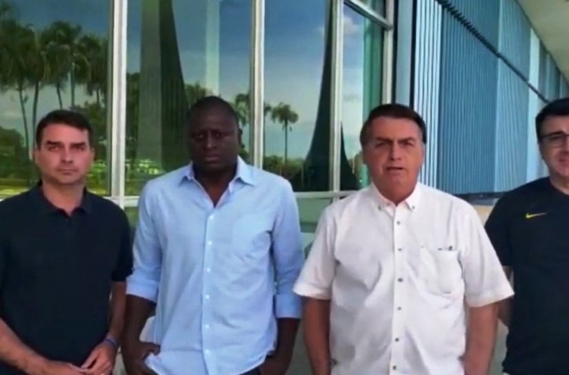 Bolsonaro diz que governo russo autorizou soltura do brasileiro Robson Oliveira