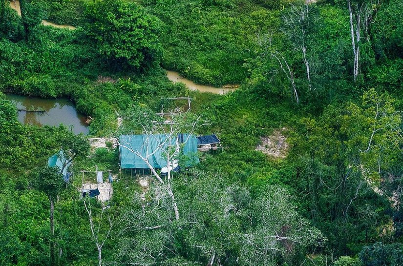 Garimpo ameaça indígenas isolados em área Yanomami