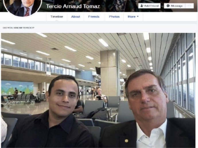 Investigação aponta assessor de Bolsonaro como responsável por página de fake news derrubada pelo Facebook
