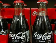 Como Trump quer mudar receita da Coca-Cola nos EUA