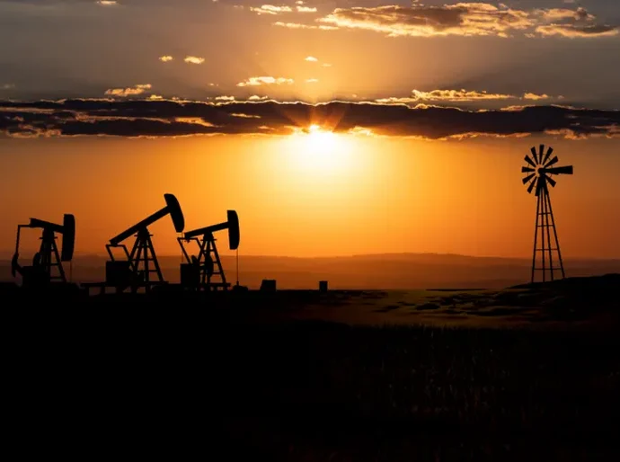 Preços do petróleo disparam e ações oscilam enquanto investidores avaliam o conflito