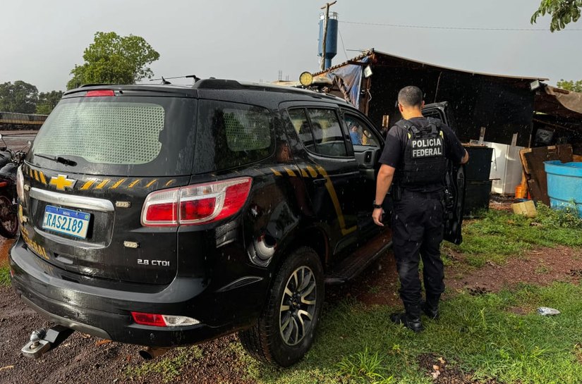 PF combate rota de tráfico de drogas da Bolívia para o Brasil em MT