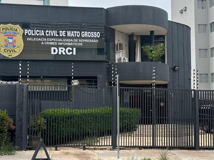 Polícia Civil e Abin deflagram operação conjunta contra apologia ao nazismo em Mato Grosso