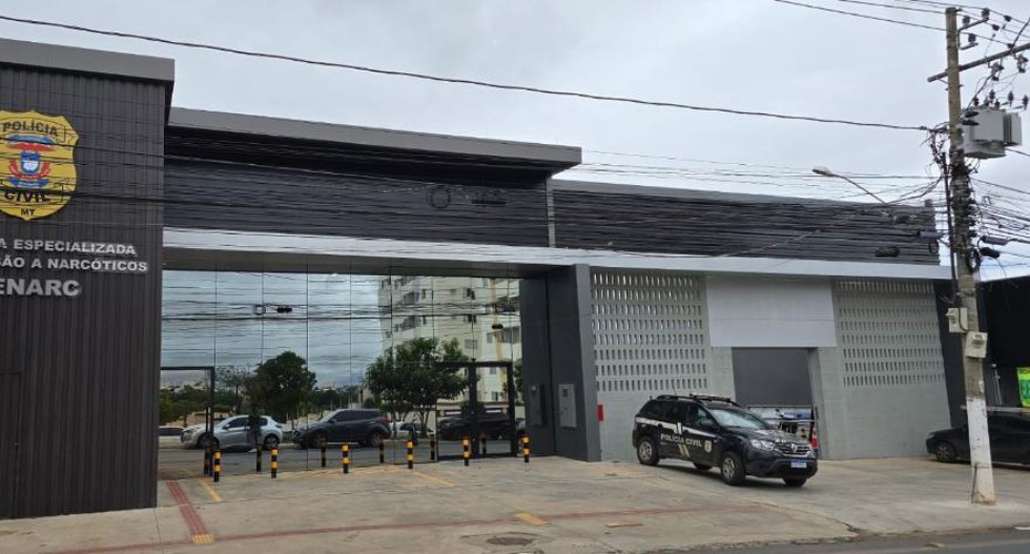Polícia Civil cumpre 20 ordens judiciais contra núcleo de facção criminosa envolvida com tráfico de drogas em Cuiabá