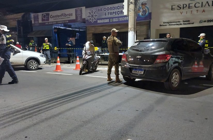 Veja Fotos: Operação Lei Seca prende 12 motoristas e apreende 65 veículos na noite de sexta,17, em Várzea Grande