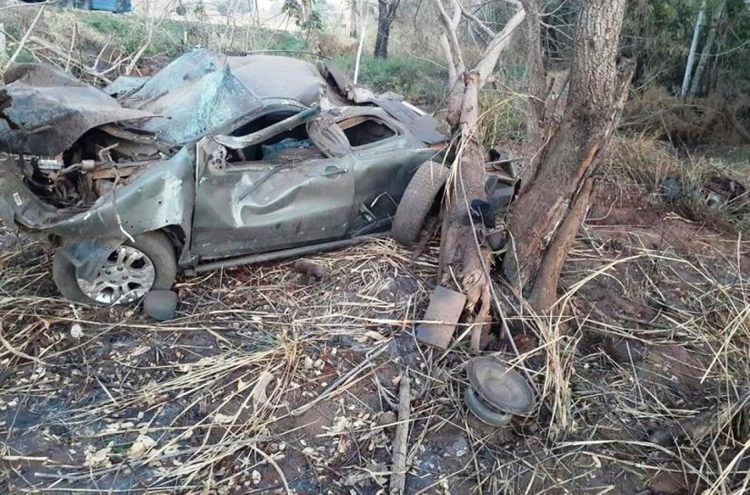 Acidente na BR-364, na Serra da Petrovina, mata 3 e deixa dois feridos na madrugada de domingo,06