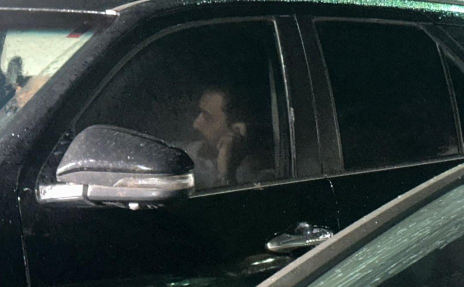 Prefeito de Jangada é detido armado após circular por bairros de Acorizal durante semanas