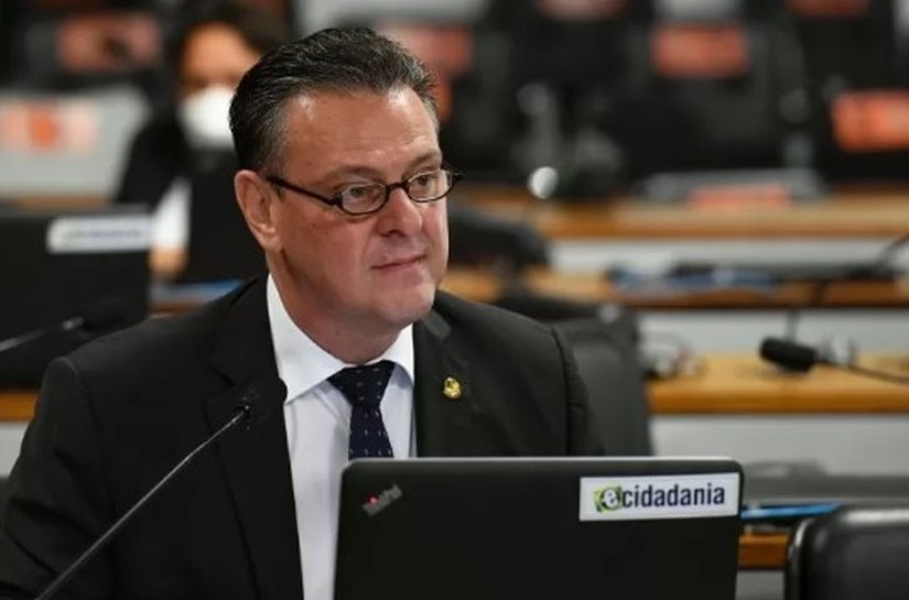 Fávaro vota contra PEC que limita poderes do STF; Jaime e Wellington votaram a favor