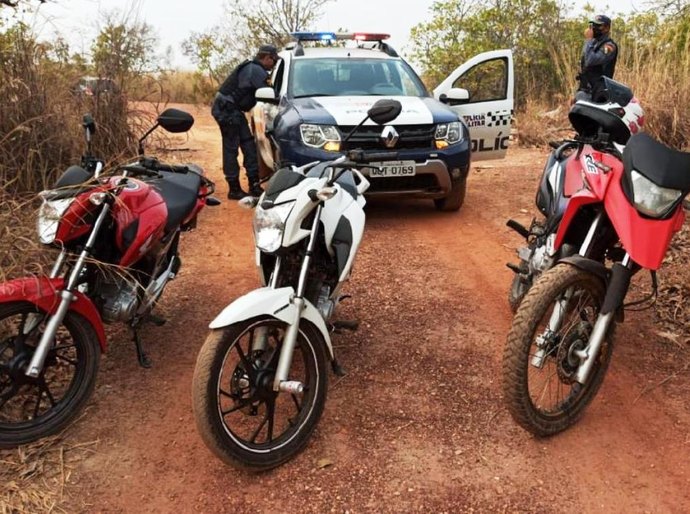 PM recupera três motocicletas roubadas durante operação em área de chácaras na região da Guia