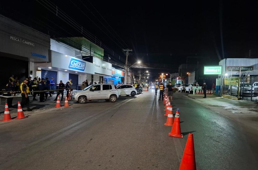Operação Lei Seca prende nove pessoas e remove 53 veículos na madrugada desta sexta-feira,15