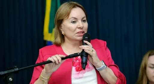 Deputada comprou apartamento de R$ 4 mi com desvios do INSS, diz Mendonça