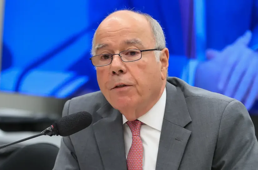 Itamaraty tenta retirada de políticos brasileiros via Jordânia