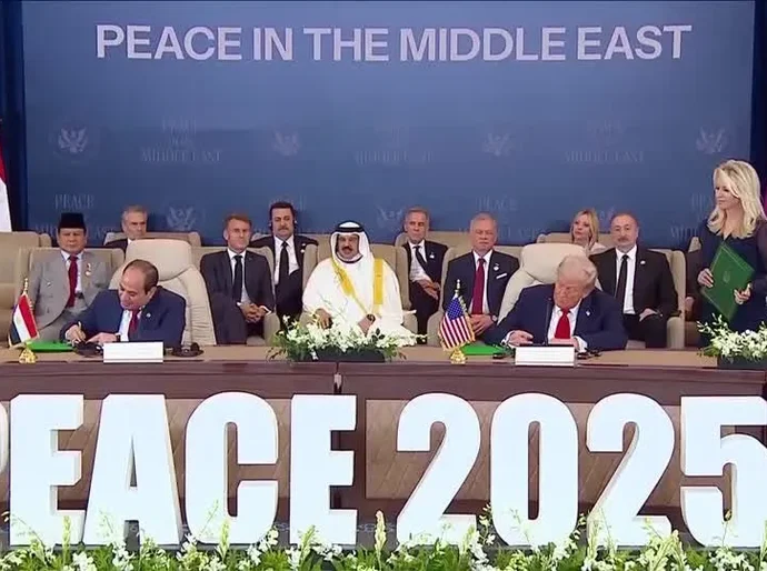 O que o acordo de cessar-fogo que Trump assinou realmente diz?