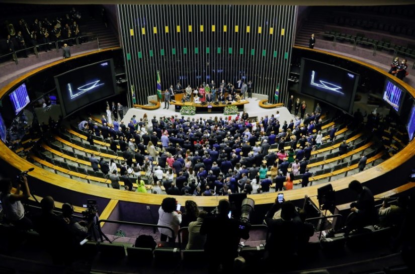 Bancada de MT sai dividida na Reforma Tributária; 5 votaram contra e 3 a favor; veja