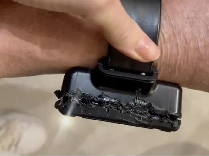 Bolsonaro usou solda para tentar abrir tornozeleira