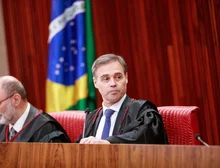 Entenda o que o TSE decidiu sobre a fake news de Nossa Senhora Aparecida