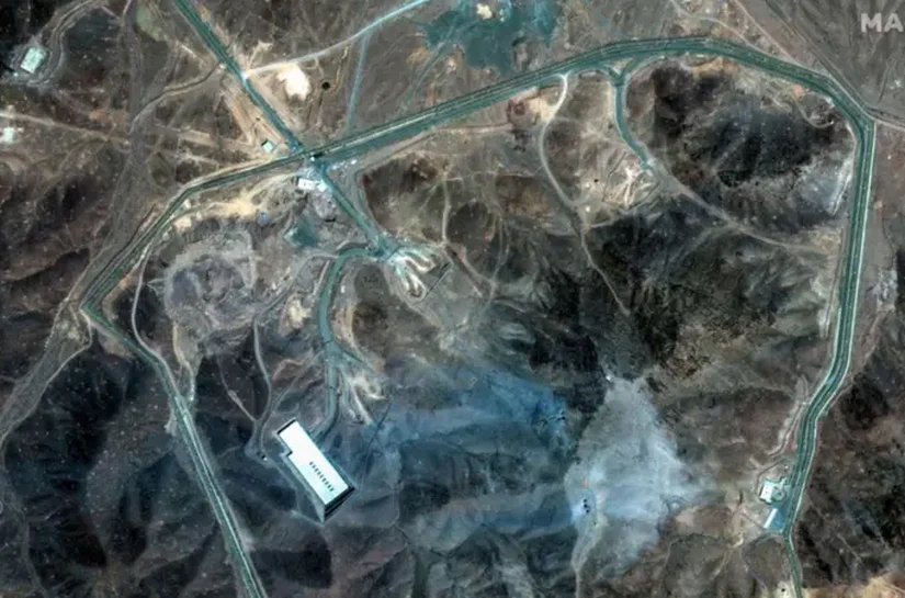 EUA dizem que instalações nucleares do Irã estão 'devastadas' e Israel realiza novos ataques