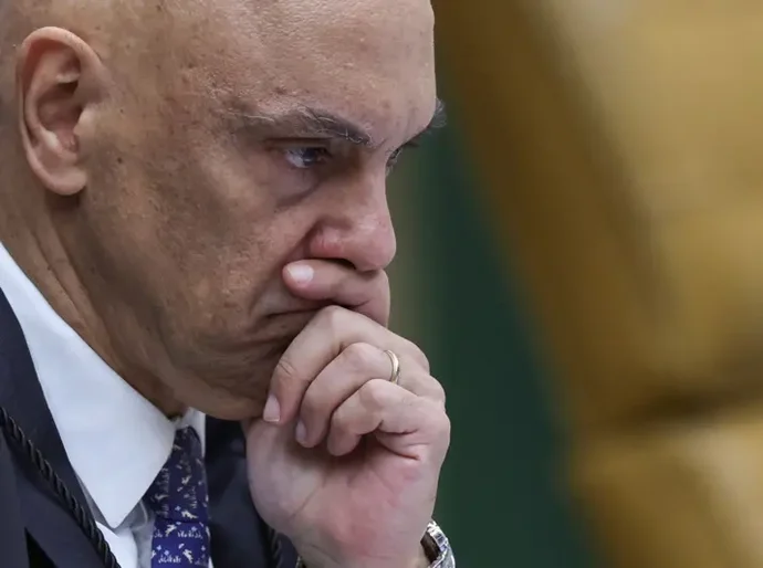 STF salvou a democracia brasileira, mas agora a está sufocando, diz The Economist